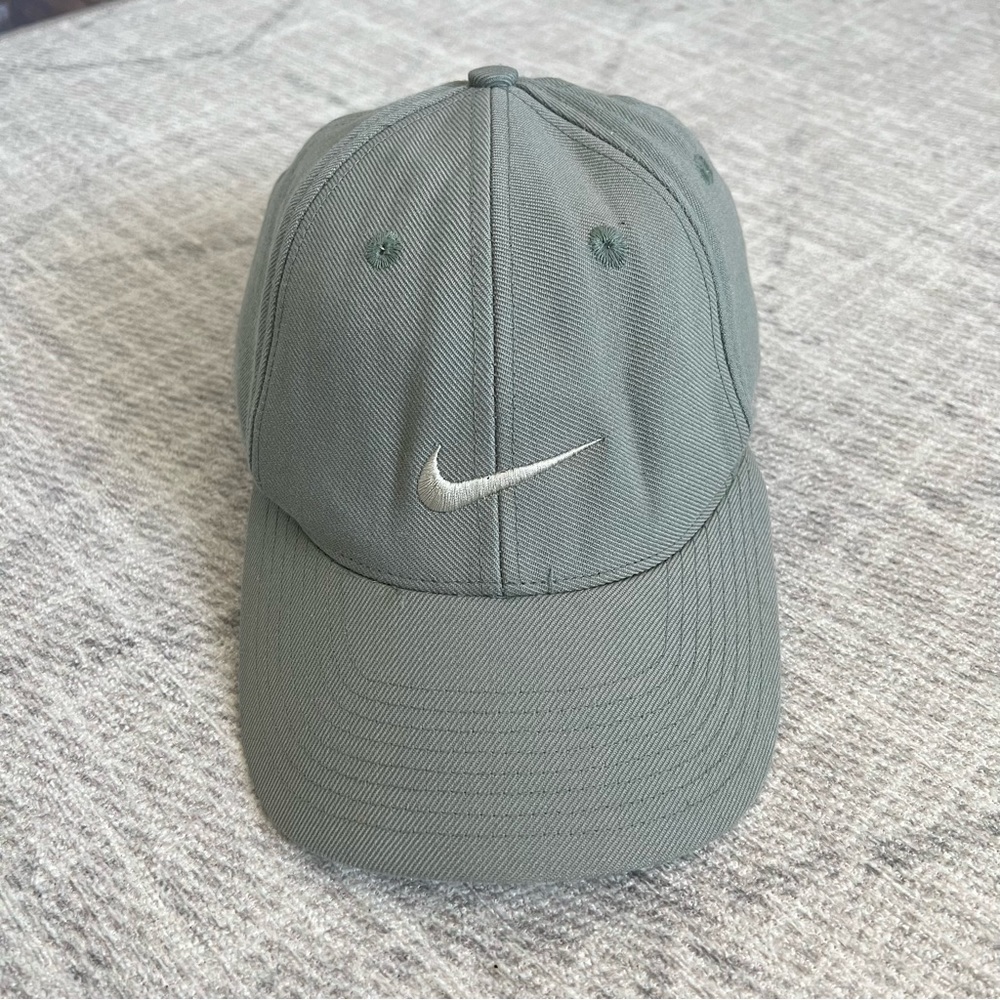 Vintage 2000s Y2K Nike Center Swoosh Athletic Casual Gym Workout Fitted Hat